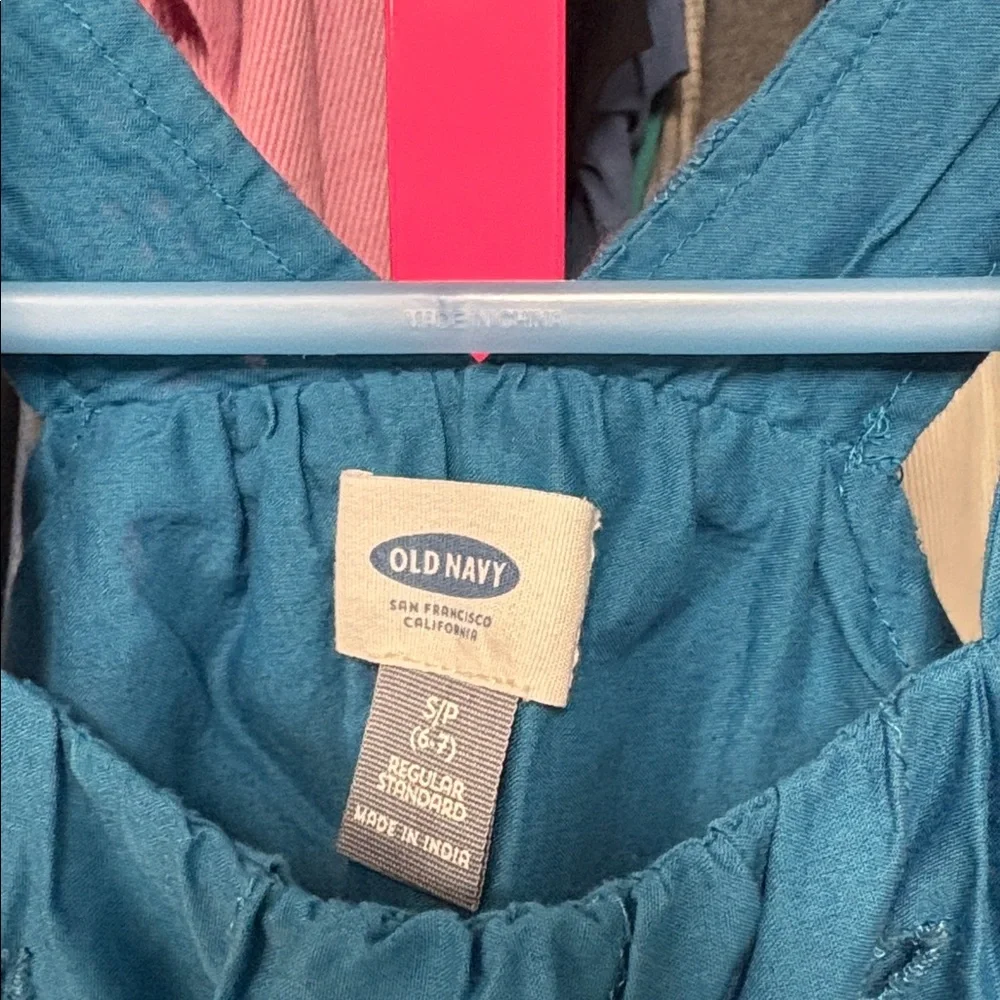 Old Navy peacock Blue Eyelet Sleeveless shirt Girls size Small 6-7 cotton